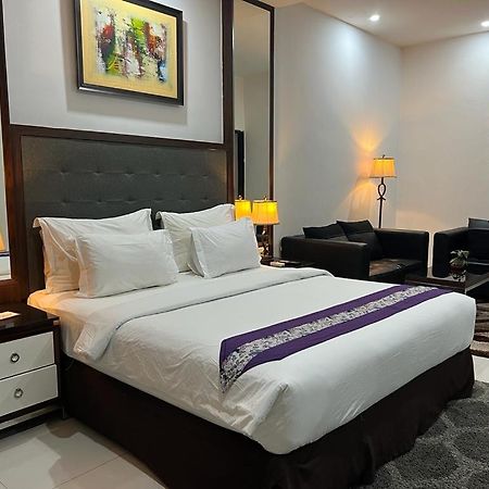 Ayla City Hotel Sorong Εξωτερικό φωτογραφία