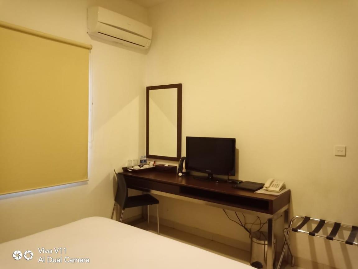 Ayla City Hotel Sorong Εξωτερικό φωτογραφία